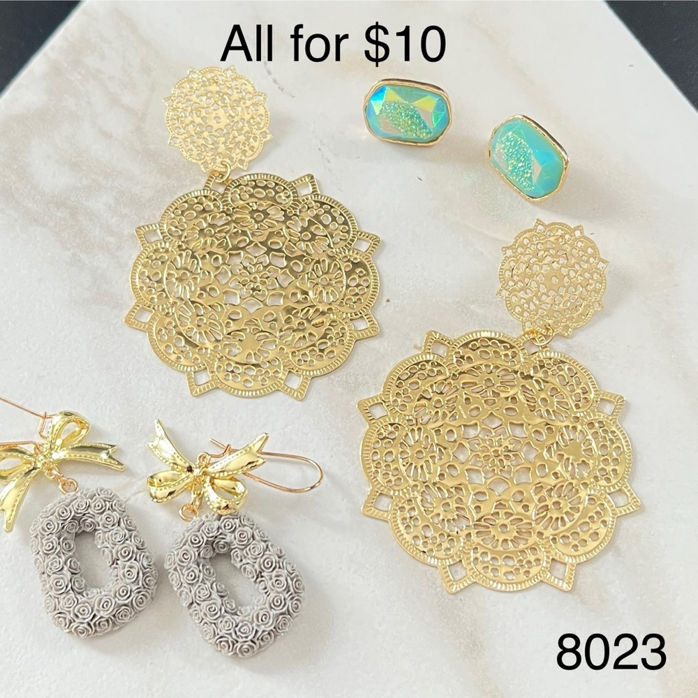 Elegant Gold and Silver Earrings Set